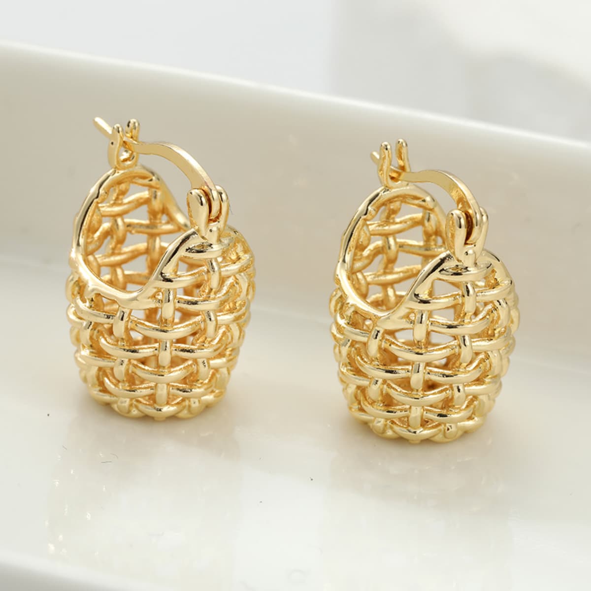 Women's Copper Woven Basket Hoop Earrings
