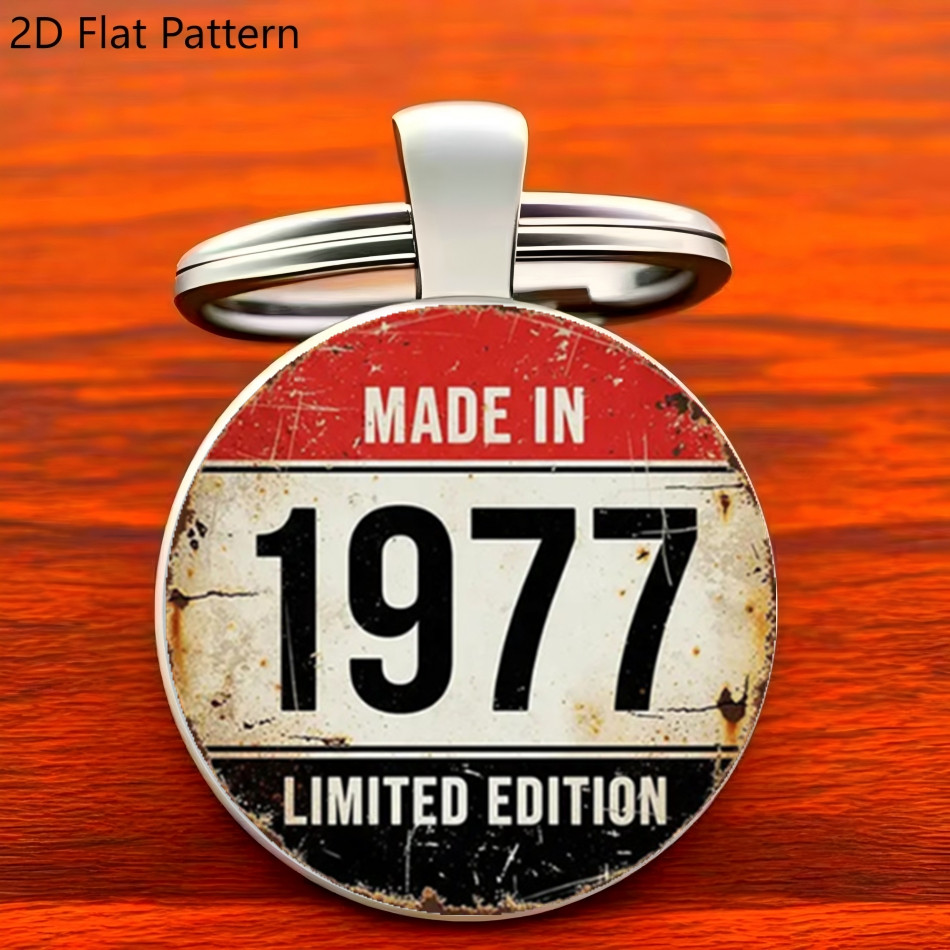 1pc 2d Flaqt 1977 Alloy Key Chain, For , Thanksgiving, Father's Day, Teacher's Day, Mother's Day Alloy Key Chain, The Best G