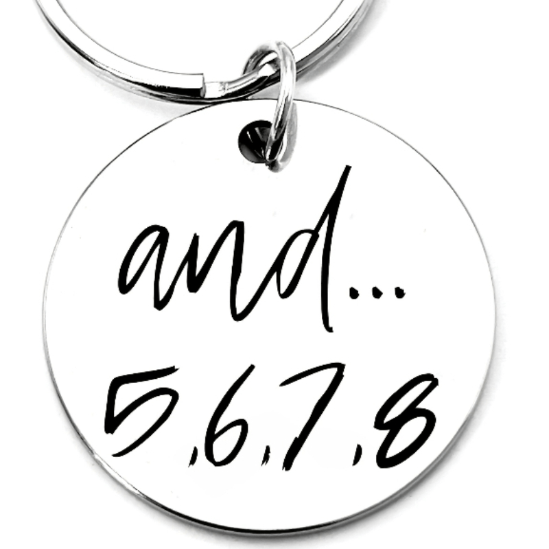 TEMU 1pc Cheerleader, , Dance Pattern, Fashionable Lady Keychain High-quality Stainless Steel Cutting Laser Engraving Keychain