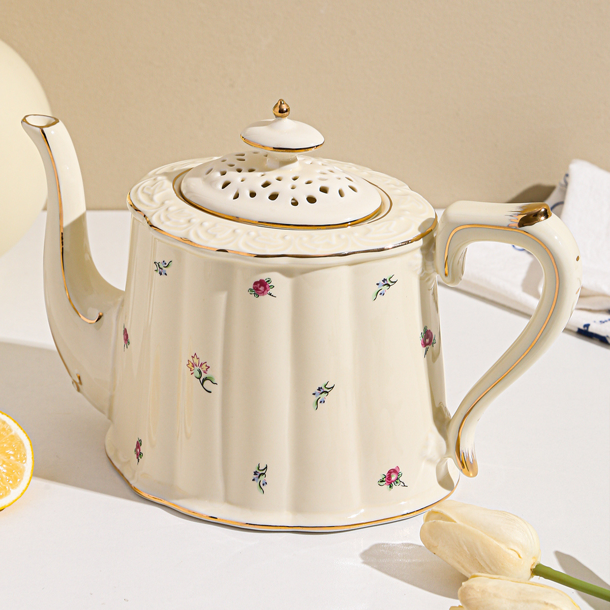 1pc Ceramic Coffee Pot Teapot Kitchen Dining Room Afternoon Tea Pot Suitable For Tea, Coffee, Milk, Wedding Banquet Gift, Birthday