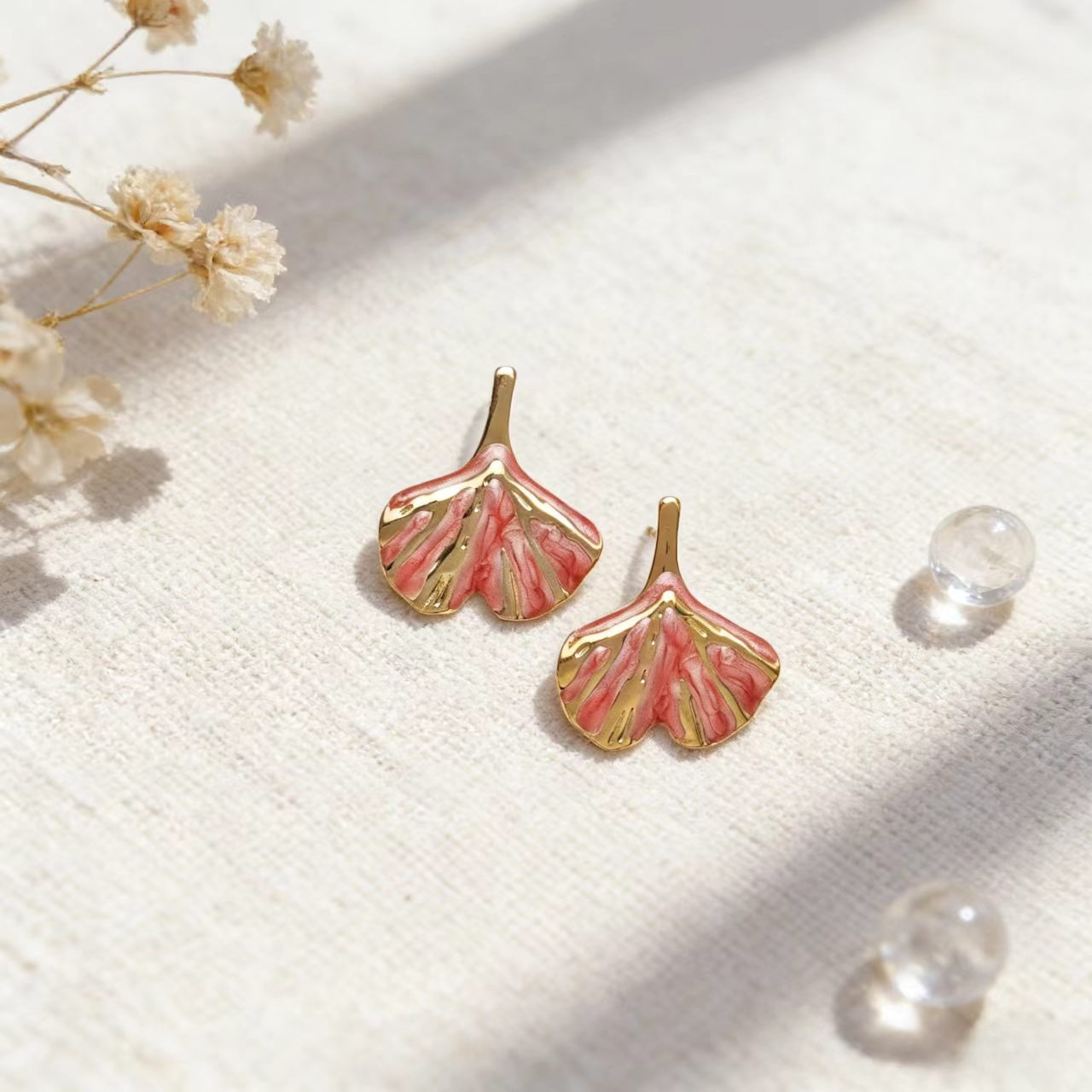Ginkgo Leaf Drip Oil Earrings, Fashionable Design for Women