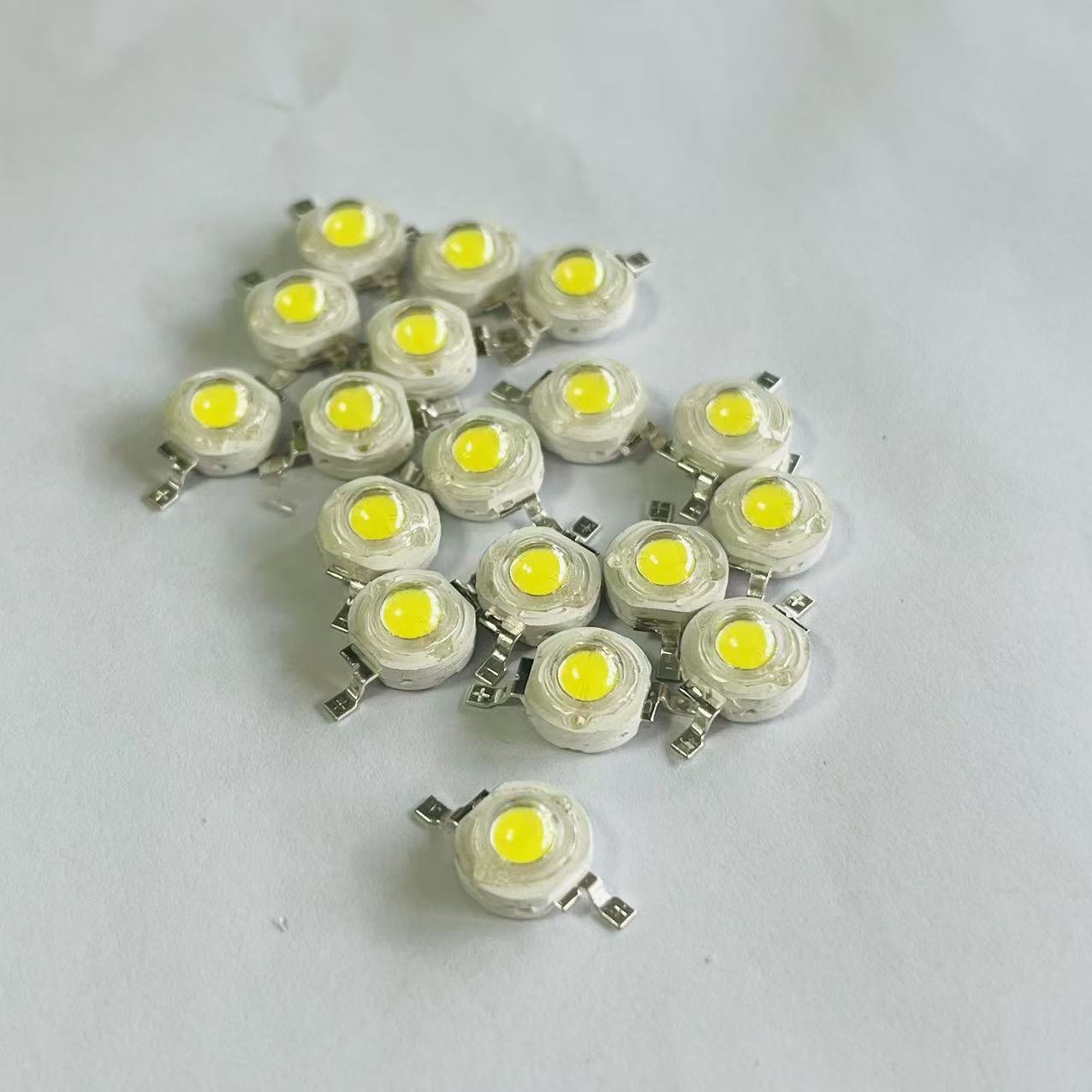 20 piezas de diodos emissores   led   potencia 1w   frío, luces tubulares, 3v-3.4v detalles 1