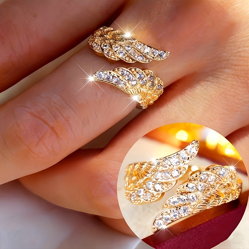 Women's Luxurious Wing Open Ring with Synthetic Zirconia