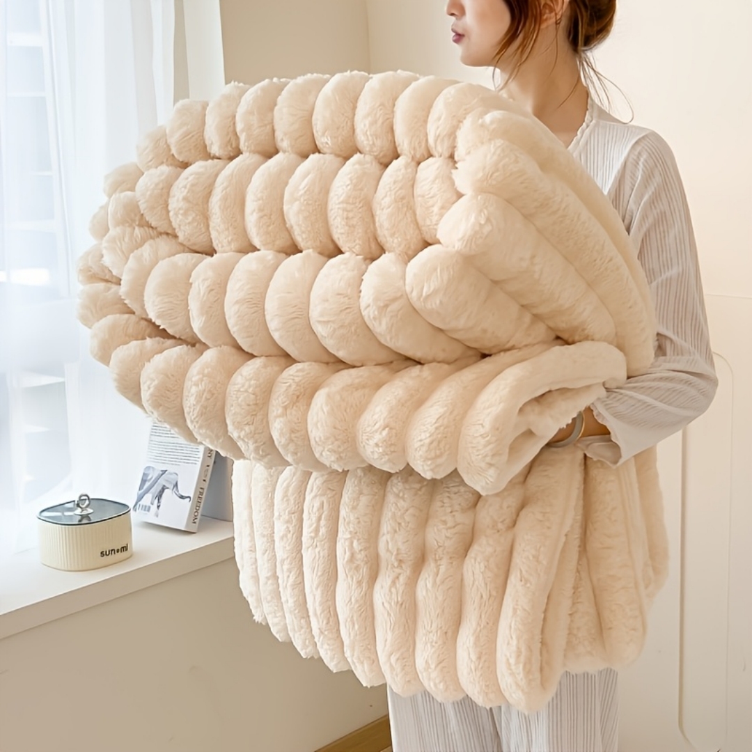 Soft And Velvet/fleece Blanket, Featuring A Style, Machine Washable, Made Of Faux Rabbit Fur, Suitable For All , Perfect For Use On Beds, Sofas, Camping, And More