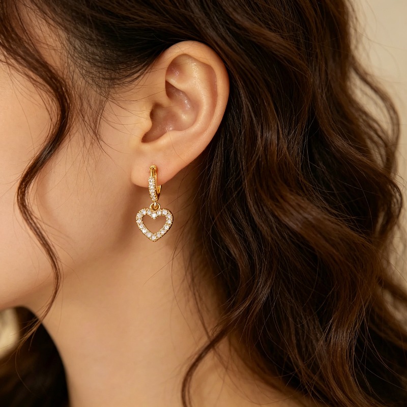 Women's Exquisite Heart Pendant Zirconia Earrings, Classic Style