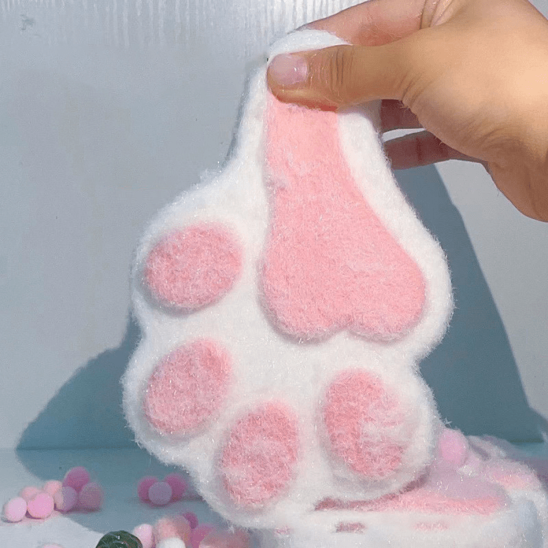 1pc Giant Plush Cat Claw Toy - Cartoon Pattern, Durable Plastic, Suitable for All Varieties and Sizes, Suitable for Offices, Festivals, and Gifts