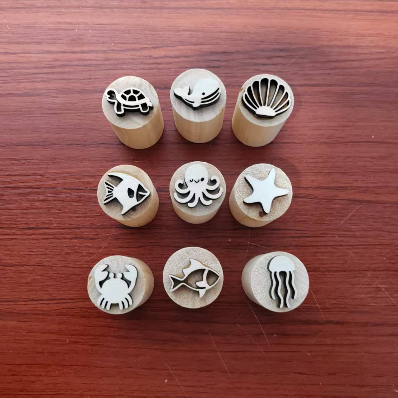 TEMU 1 Set Ocean And Animal Elements Wooden Stamps, Colorful Clay Embossing Molds, Handmade Tools, 30mm Diameter, Suitable For New Year, Back To
