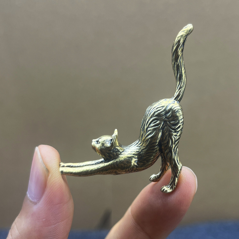 E-shop Halloween Dekoration Messing Solide Dehnbare Faulkat Statue Ornament für Büro und Arbeitszimmer, Geschenk Kunstwerk Weihnachtsdekoration,