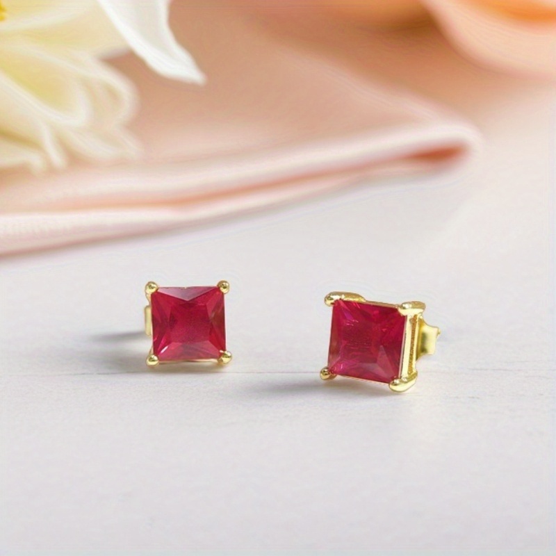0.5/1 Carat Simple Yet Elegant Princess Square Cut Earrings