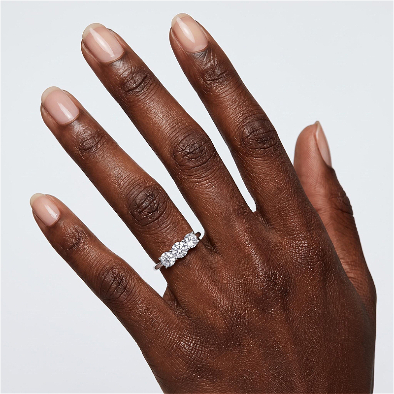 Image of A 925 Silver 1.5-carat Moissanite Three-life-stone For Men And Women. Suitable For Daily Wear During Vacations, Trips, Christmas, Valentine's Day, , Birthday, Or As A Gift. With A Gift Box