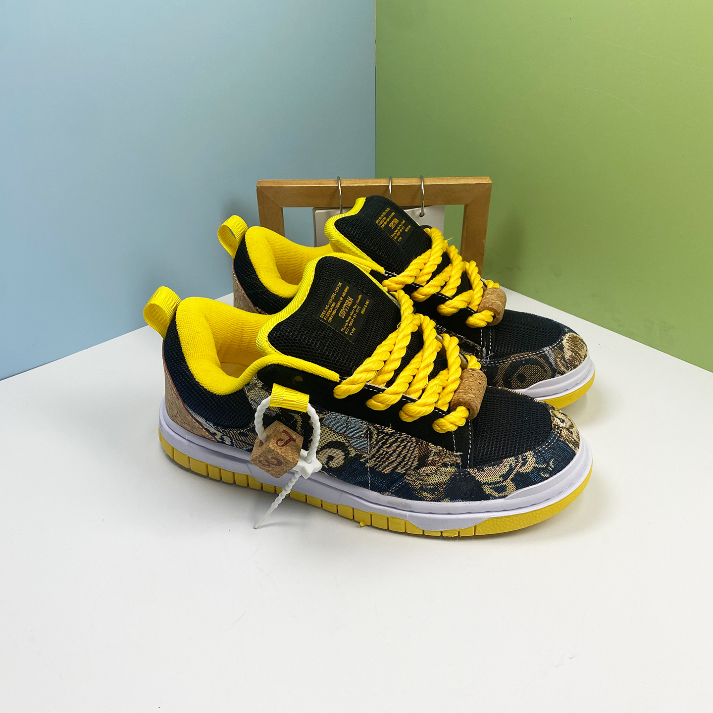 TEMU Plus Size Men' Shoes, Unisex Black Yellow Low-top Loafers, Fashionable Trendy Casual Footwear