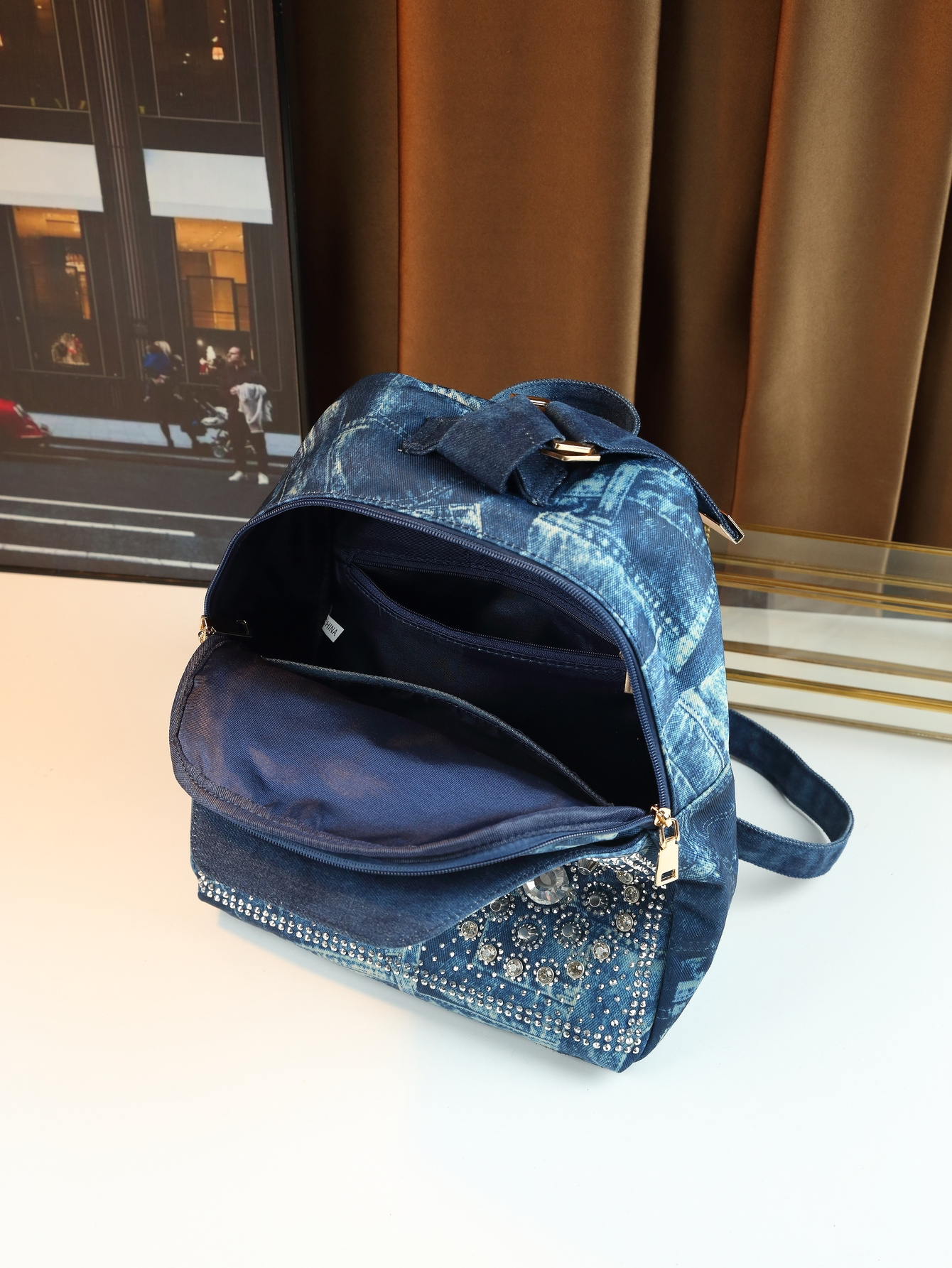 Mini Backpack zipper and handle detail