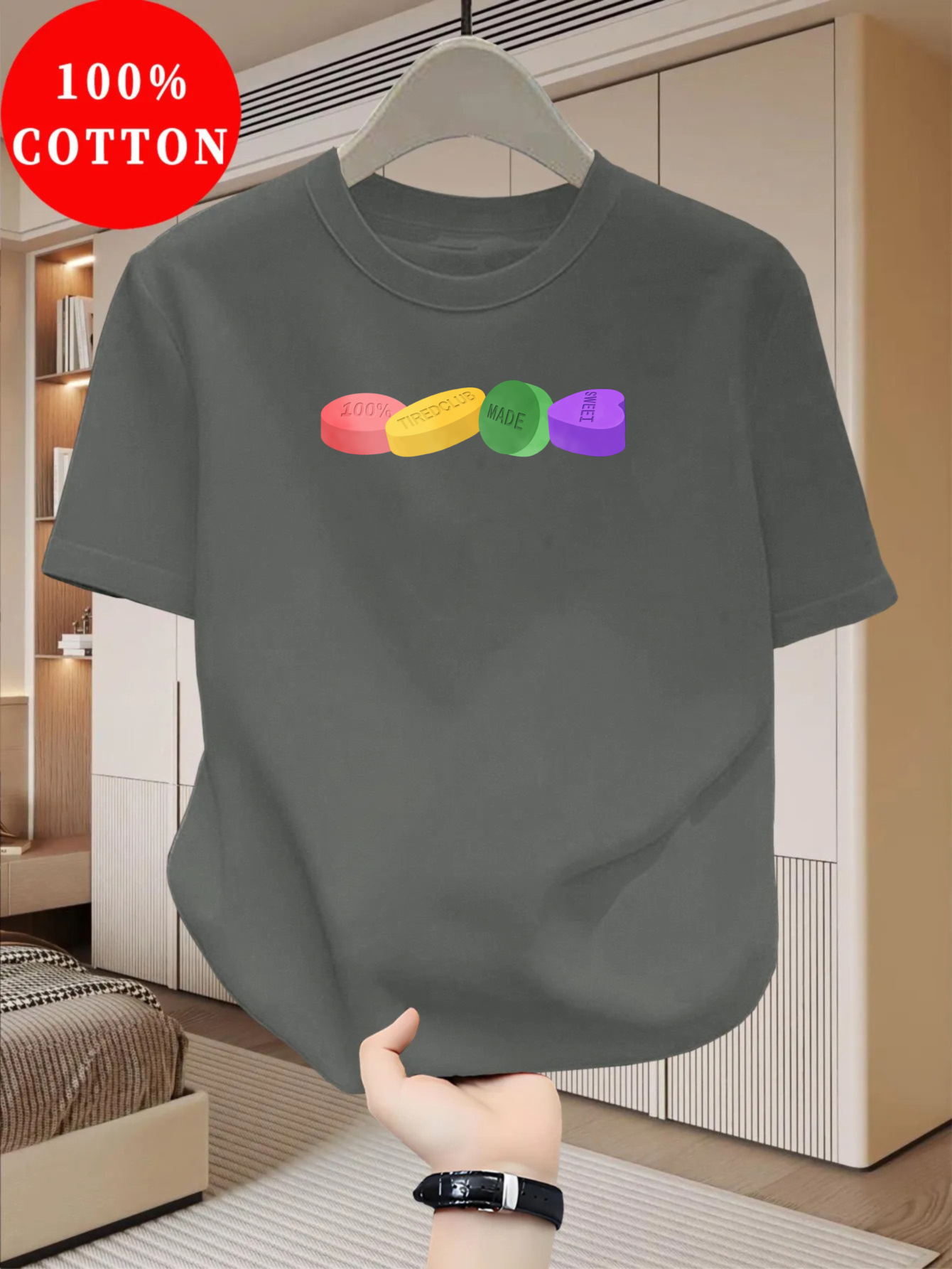 품목 사진 100% 남성용 티셔츠, 크루넥 순수 반팔, 여름 트렌디 패션, 부드러움, 피부 친화적, 편안함, 통기성, 일상 캐주얼 및 통근용 다용도 상의, 재미있는 사탕 모양 프린트