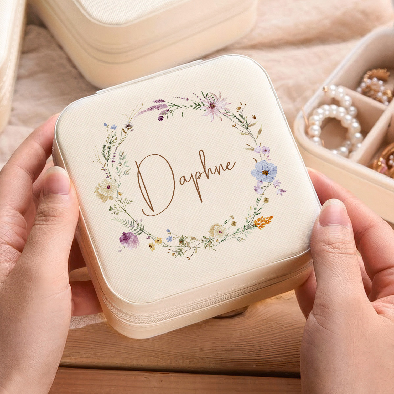 TEMU de joyería personalizada con beige y diseño de guirnalda, Estuche de viaje para damas de honor, Regalos de personalizados para damas de honor,