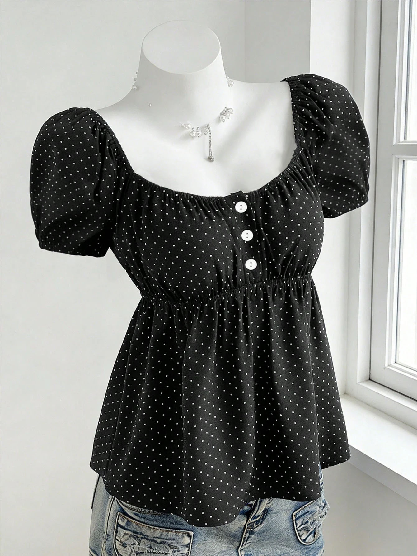 comfortable square neck polka dot printed short sleeve shirt