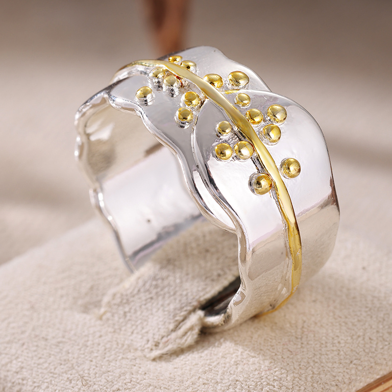 Fashionable Geometric Double-Color Ring in Copper Material