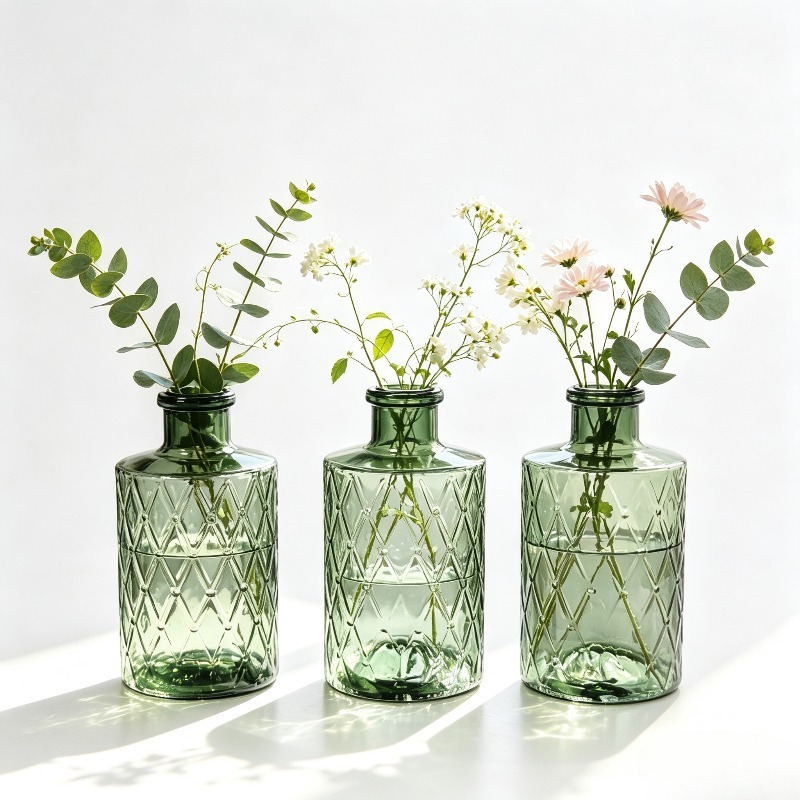 Image of 3pcs Plastic Bud Vase Set, Small Green Flower Vases For Centerpieces In Bulk, Mini Vintage Vase For Wedding, Home, Table Decoration