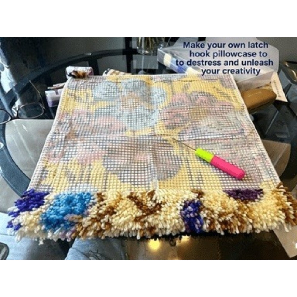 DIY Flower Patterned Canvas Crochet Craft Set with Yarn Hook Tools