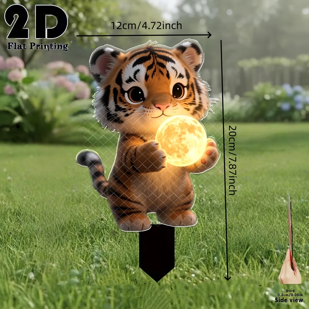 E-shop 2D Flat - 【2D Flat】 2D Flat - [2D Flat] Ein niedlicher 2D-Tiger, der einen Ball hält, Gartenstecker für die Außendekoration, für Höfe,