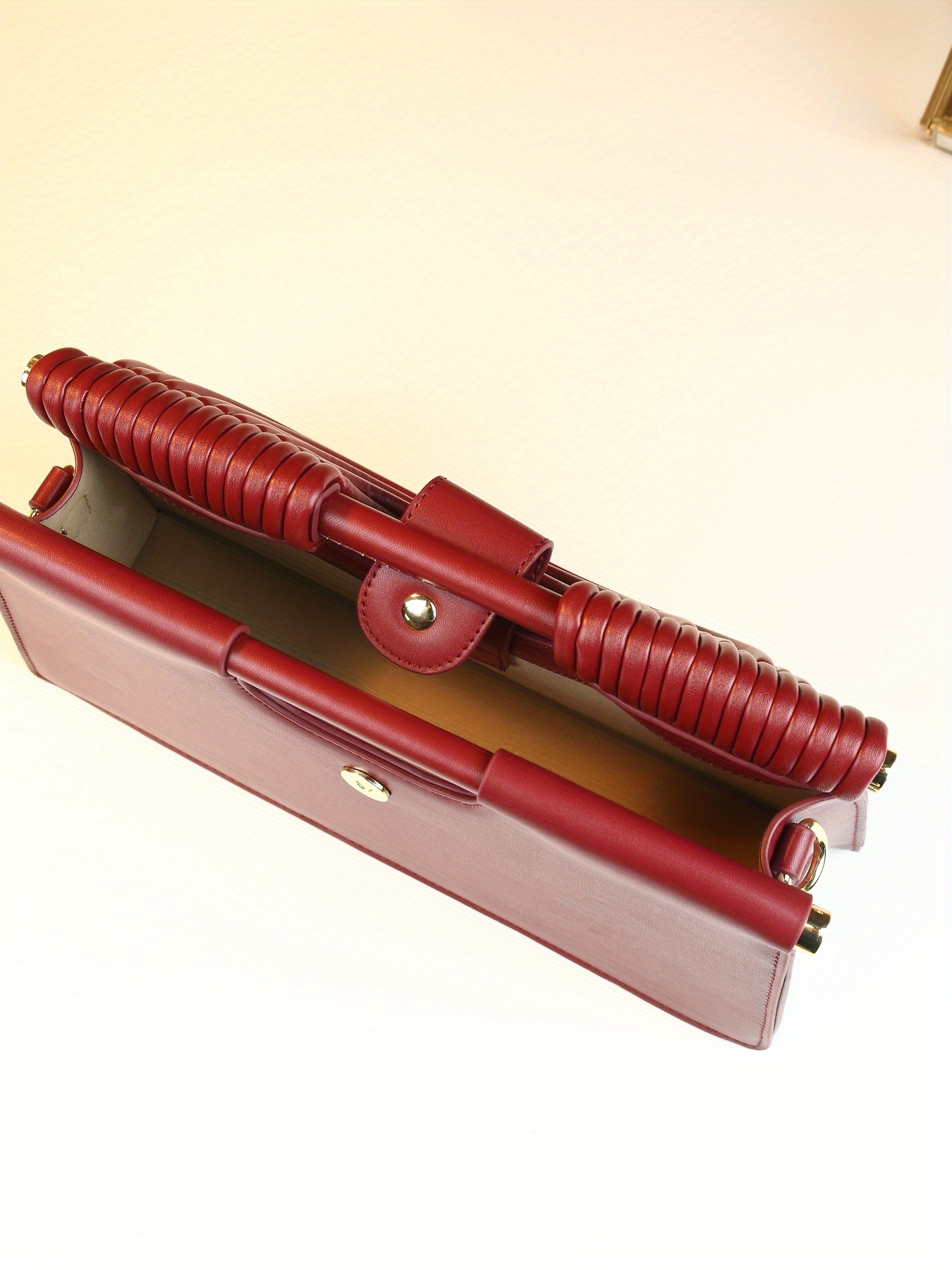 Stylish Solid Color Line Design Handheld Small Square Evening Bag for Women