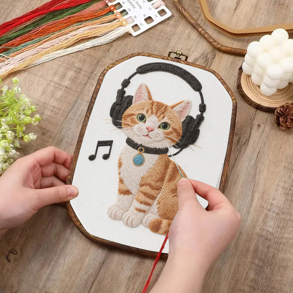 Octagon Embroidery Kit with Fluffy Kitten Design