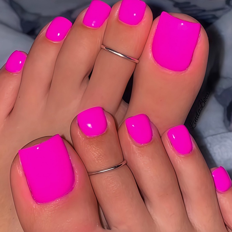 TEMU 48pcs Neon Pink Solid On Toe Nails, Glossy Short Square Fake Toenails, Summer Reusable Pedicure For Women