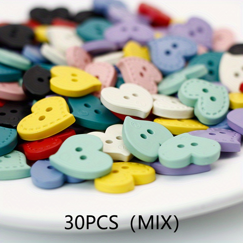 30pcs 17mm/0.67in Multicolor Random Colors Cartoon Heart Small Buttons Sticker Craft Materials Suitable For Cardigans, Coats, Shirts, Sweaters, Holiday Gifts