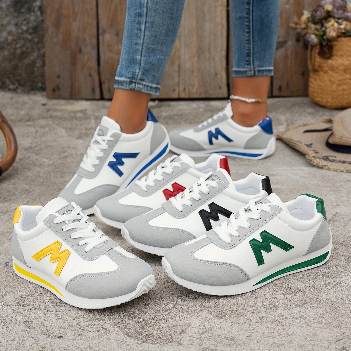 женские модные кроссовки - белые и красные низкие кроссовки на шнуровке, повседневные спортивные туфли, удобный круглый носок с резиновой подошвой и тканевой стелькой, синтетический   для всех сезонов. 5