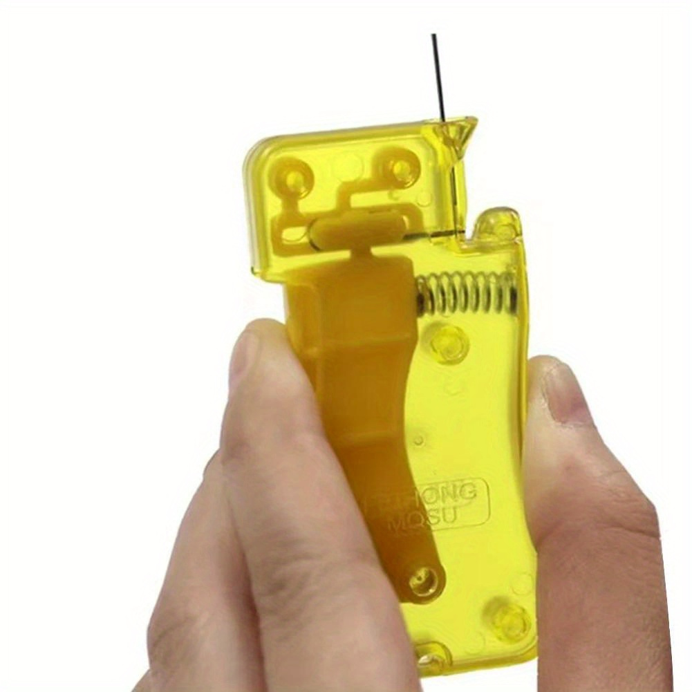 A Lemon Yellow Automatic Needle Threader, Sewing Needle Threader, Manual Sewing Machine Sewing Tool, Home Crafts And Sewing Supplies