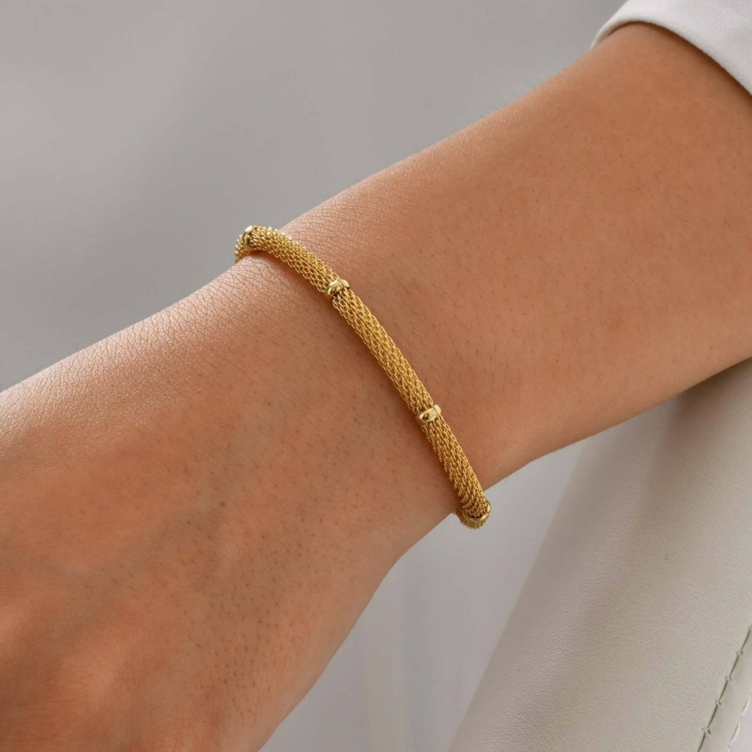 Women's Golden Stainless Steel Mesh Necklace & Bracelet Set