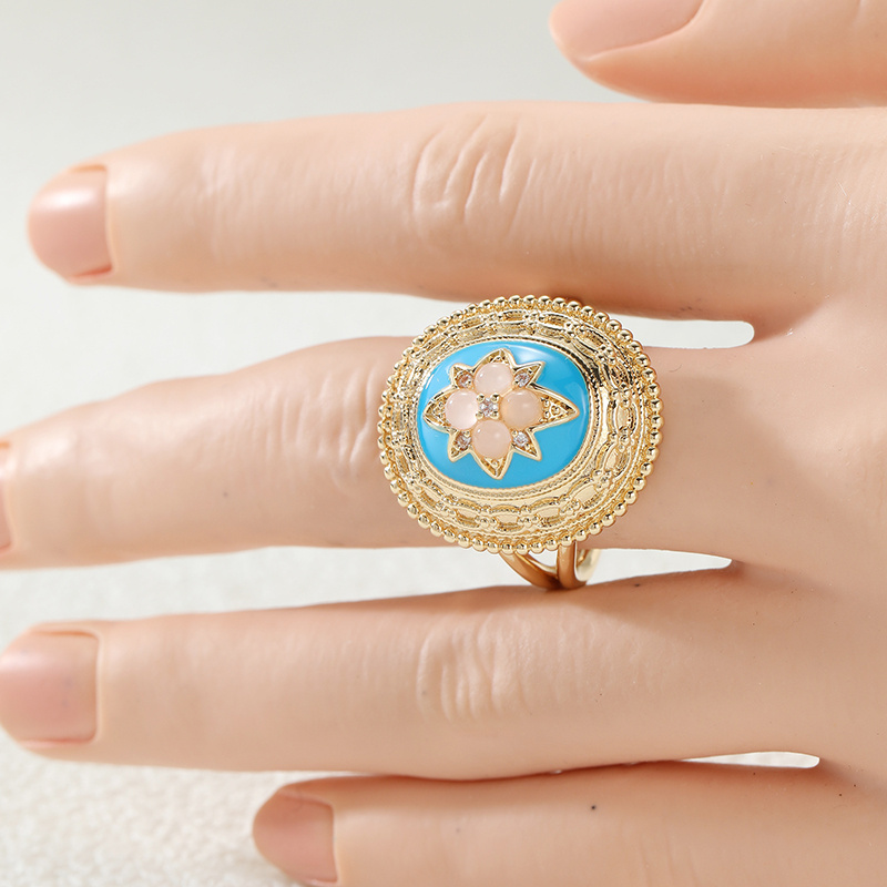 Vintage Boho Golden Dome Signet Ring