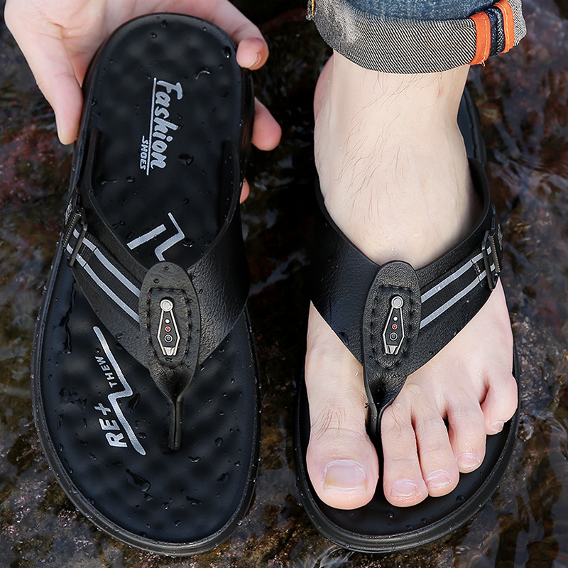   flip flops for home use lazy slippers   lightweight quick drying odor resistant wear resistant comfortable soft soled casual shoes for men summer outdoor fashionable and versatile home and bathroom non slip slippers 2pcs combination set design   1pc shoes 1pc high quality storage bag Product details 9