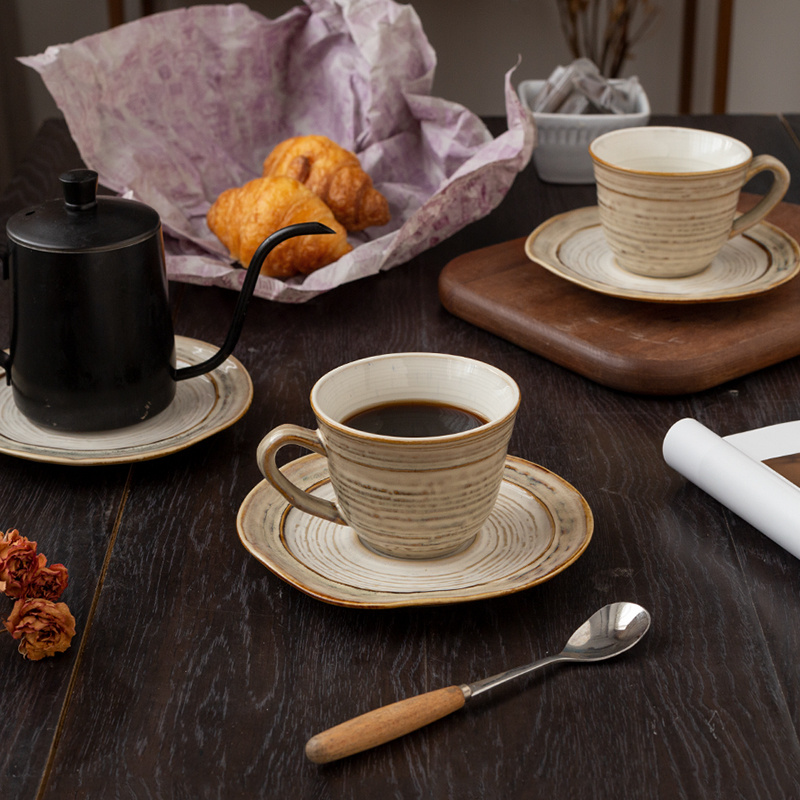 Ensemble dé 6 tasses à café - France