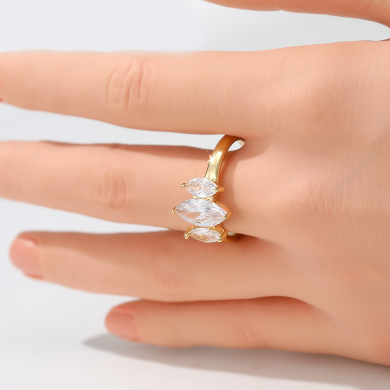Women's Fashionable Exquisite Ring, Wedding Choice