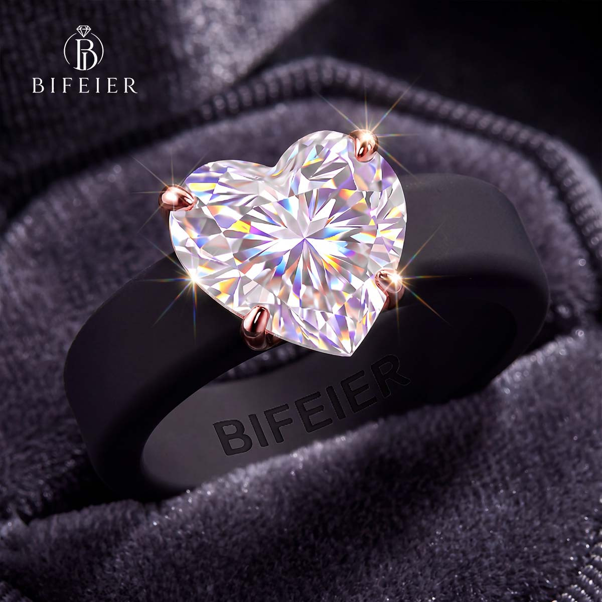 BIFEIER Hypoallergenic Black Silicone Women's Ring Set with Heart-Cut Zirconia