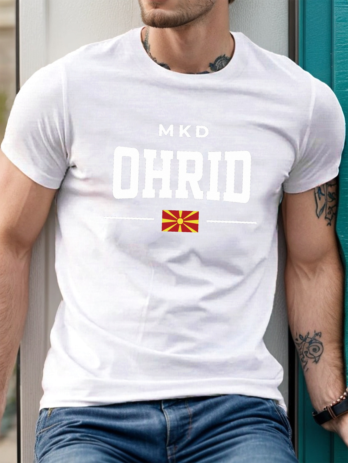машка маица со графика од охрид, северна - летна маица со кратки ракави и смела букви mkd & знаме, лесен дишлив материјал, редовен крој, перат во машина детали 0