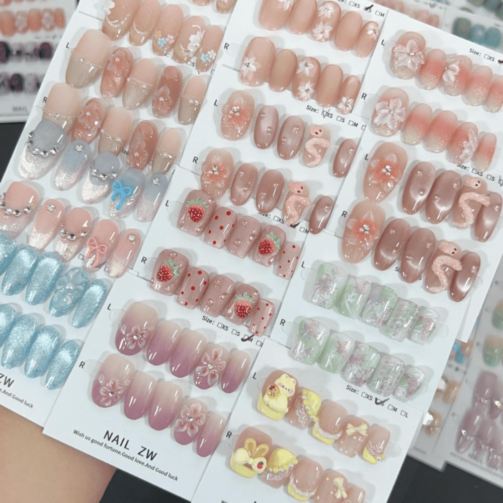 30pcs Of Valentine's Day Handmade Nail Enhancement, Mixed With Styles, Styles, Close Fitting Reusable Soft Gel Kit, A Perfect Gift For Women