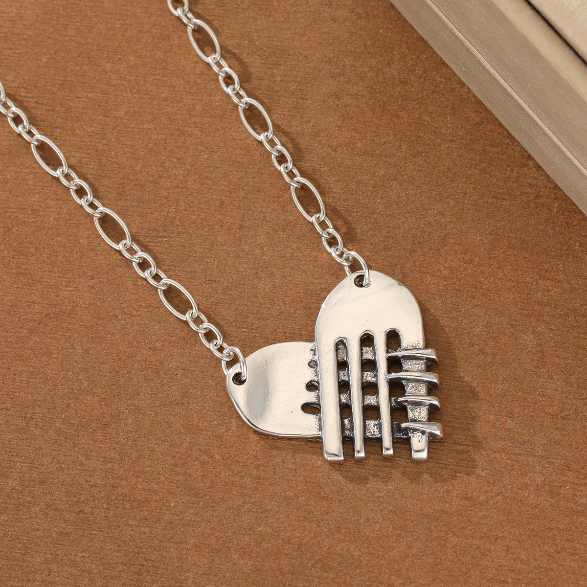 Women's Minimalist Intersecting Vertical Bar Heart Pendant Necklace