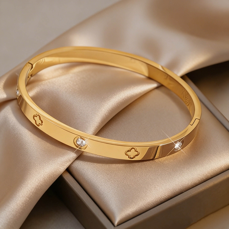 Women's Stainless Steel Lucky Four-Leaf Clover Bracelet