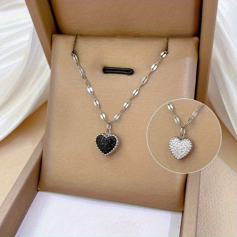 E-shop Edelstahl Doppelseitiges Herz Halskette für Damen Herren Minimalistisch 18K vergoldete Schlüsselbeinkette Trendiger Schichtschmuck für tägliche