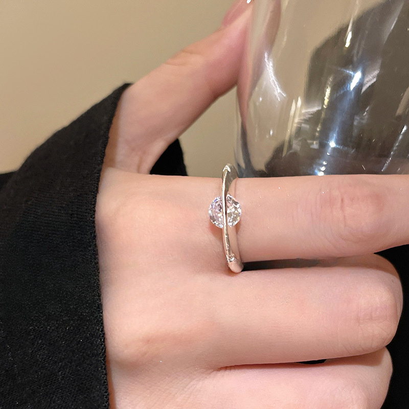 rotating zirconia planet surrounds zirconia ring exuding a fashionable and high end   for women finger ring is fashionable simple and niche   Product details 4