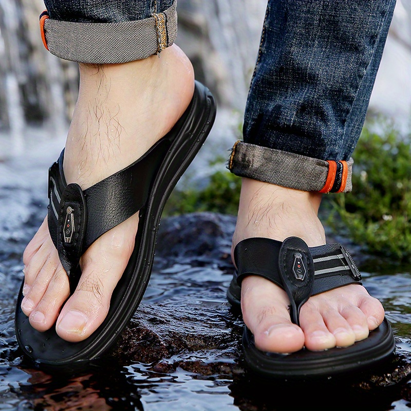   flip flops for home use lazy slippers   lightweight quick drying odor resistant wear resistant comfortable soft soled casual shoes for men summer outdoor fashionable and versatile home and bathroom non slip slippers 2pcs combination set design   1pc shoes 1pc high quality storage bag Product details 2