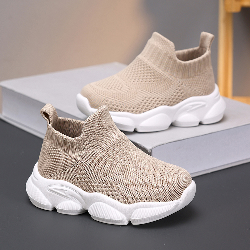 Image of Brand New Fashionable Walking Shoes For Babies, In Colors, Suitable For Children Under 14 Years Old. Breathable Knit Material, Perfect For , Daily Wear