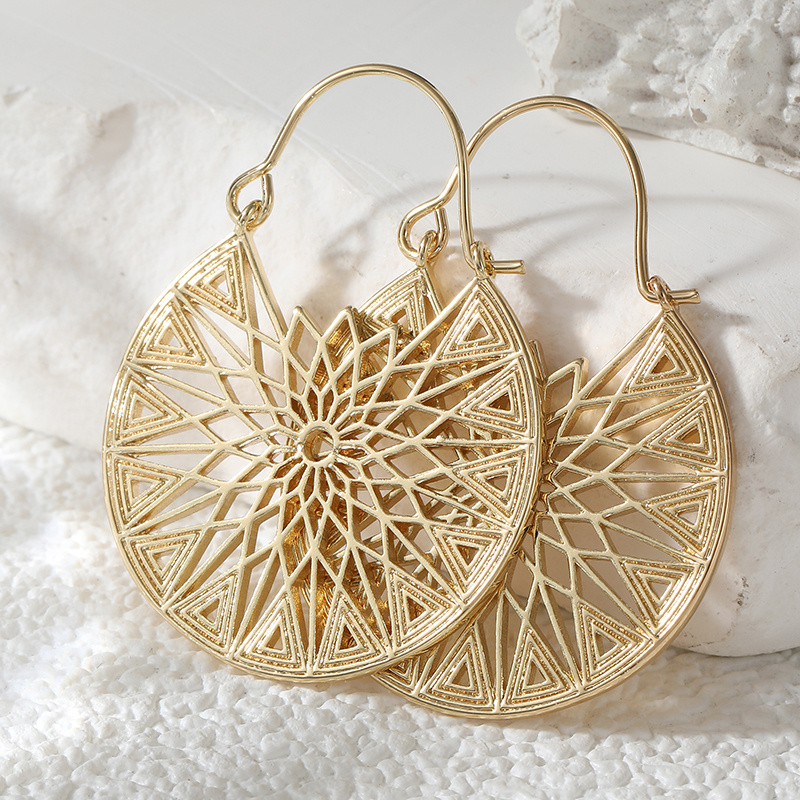 Elegant Hollow Mandala Earrings for Formal Occasions