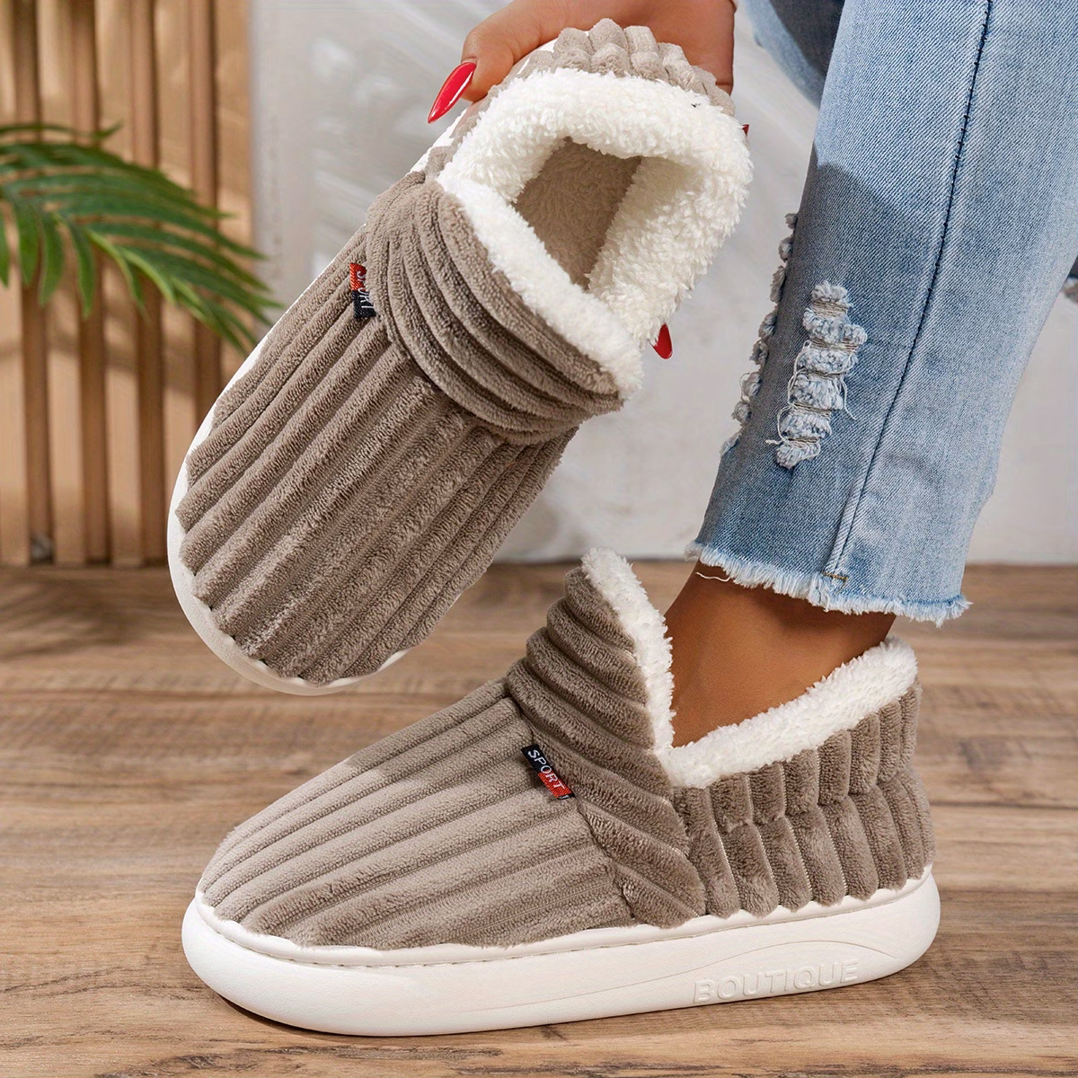 chaussures dintérieur dhiver pour femmes à semelle épaisse et doublure en peluche, style nouveau transfrontalier, chaussons pour hommes avec talon, chaussures pour femmes Détails du produit 6