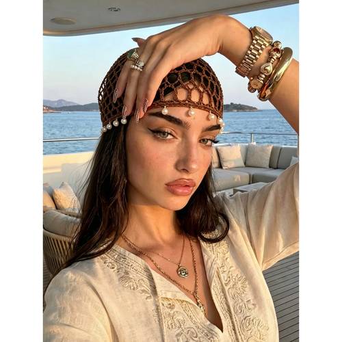 imagem do item gorro de crochê vintage francês para mulher - leve e - lenço de cabeça com adequado para passeios, casamentos, igreja, uso diário, gorro sem elasticidade com crochê vazado, de cabelo lavável à mão