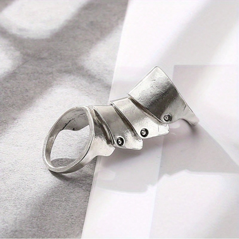 TEMU 1pc Silvery Plated Articulated Armor Knuckle Ring, Gothic Hinged Statement Full Finger Ring, Fashion Delicate Jewelry For Men And Women, Perfect