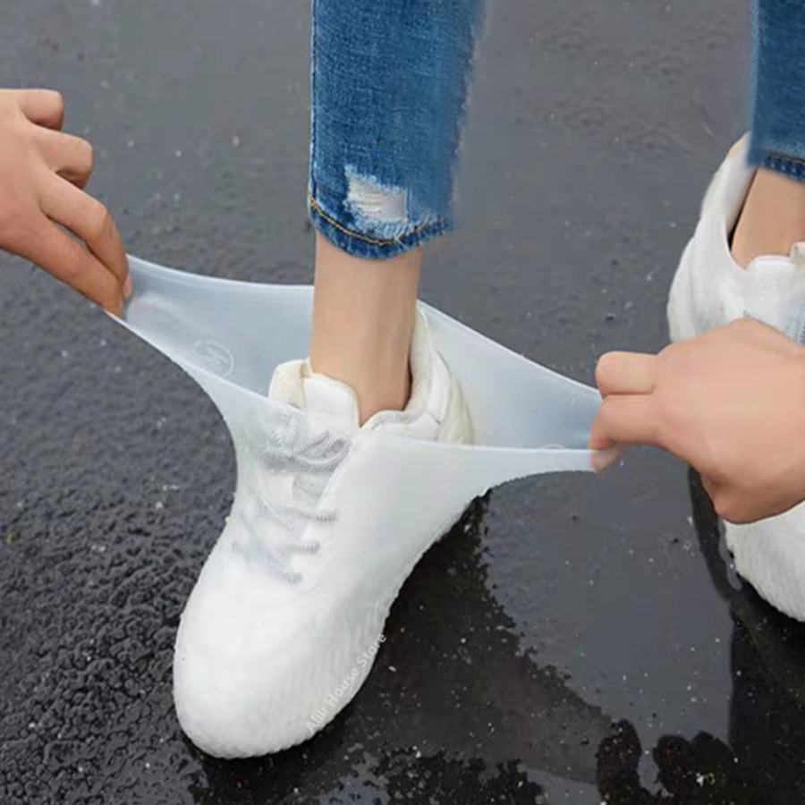 thickened and wear resistant outdoor waterproof shoe covers latex waterproof shoe covers anti slip rain boots for men and women