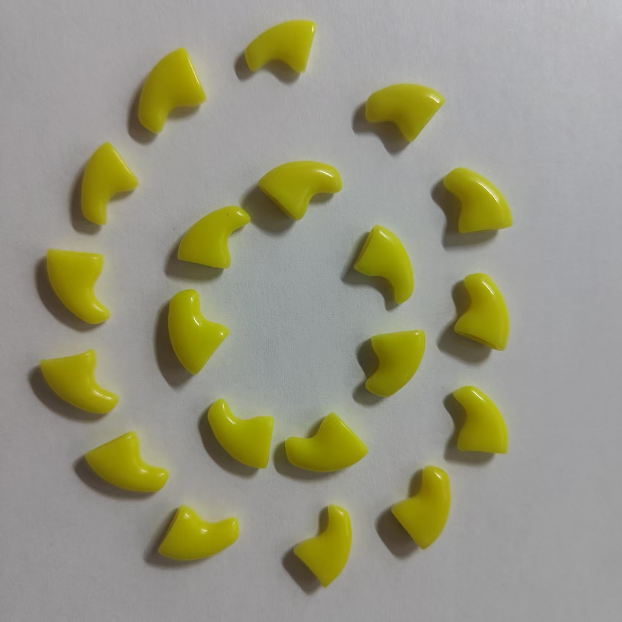 20 Protège-Griffes PVC Durables pour Chat - Armure -Griffure Moyenne, Plusieurs Couleurs, Accessoire de pour Animaux Toutes Saisons