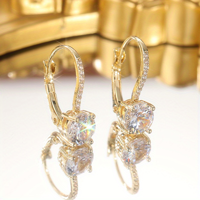 Image of Fashionable And Elegant Sparkling Pendant Earrings For Women's Wedding Banquets, Exquisite Accessories, Gifts